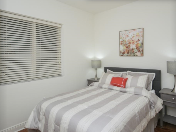 Two Bedroom Vacation Condo in Sarasota Sleeps 4 Guests